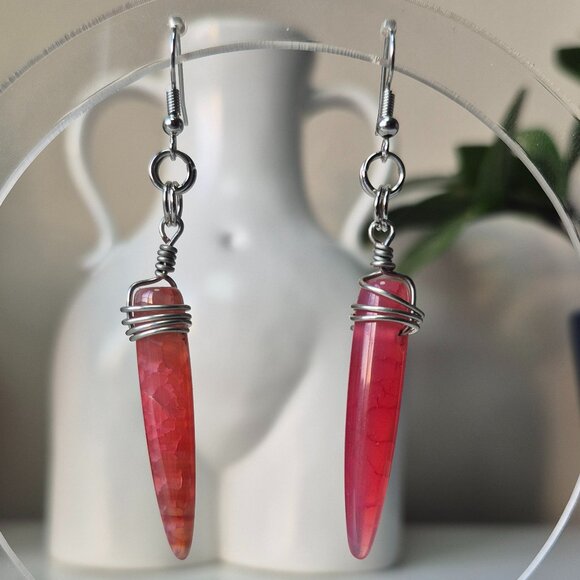 Red Vein Agate Wire Wrapped Gemstone Earrings - Picture 4 of 6